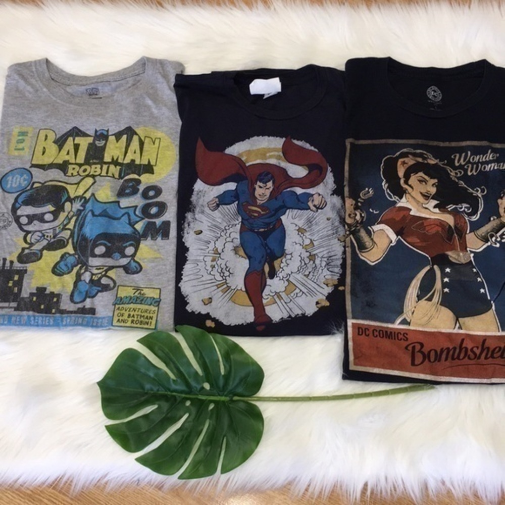 Bundle T-SHIRT size L,M,M